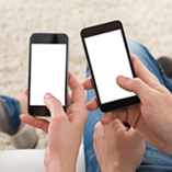 Deux téléphones